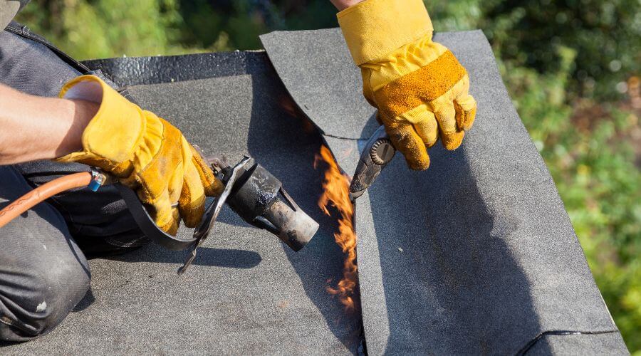 Professional flood damage restoration services in Bee Spring, KY